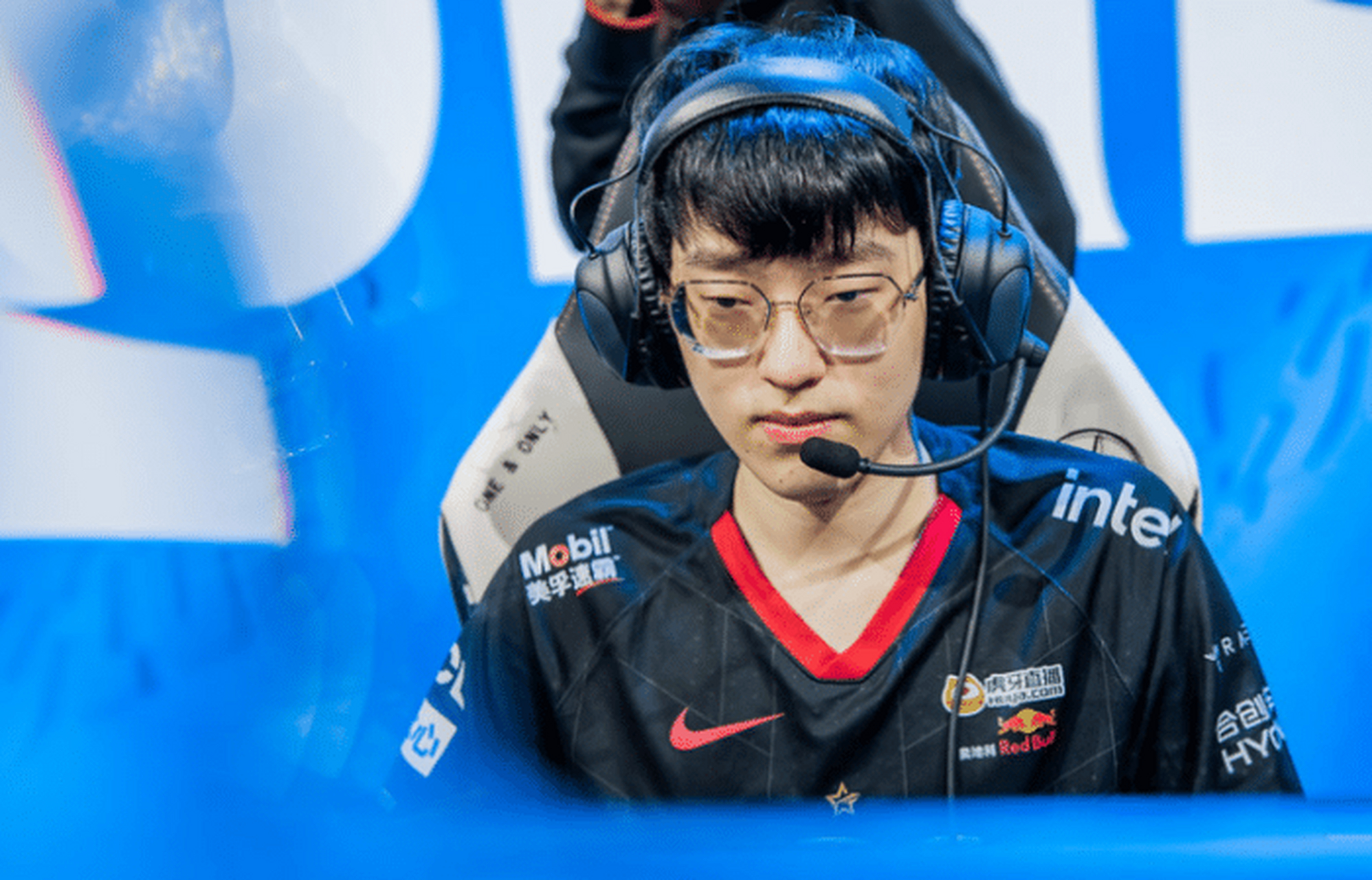 Scout在RNG比赛中爆冷，出色防守引发热议！的简单介绍